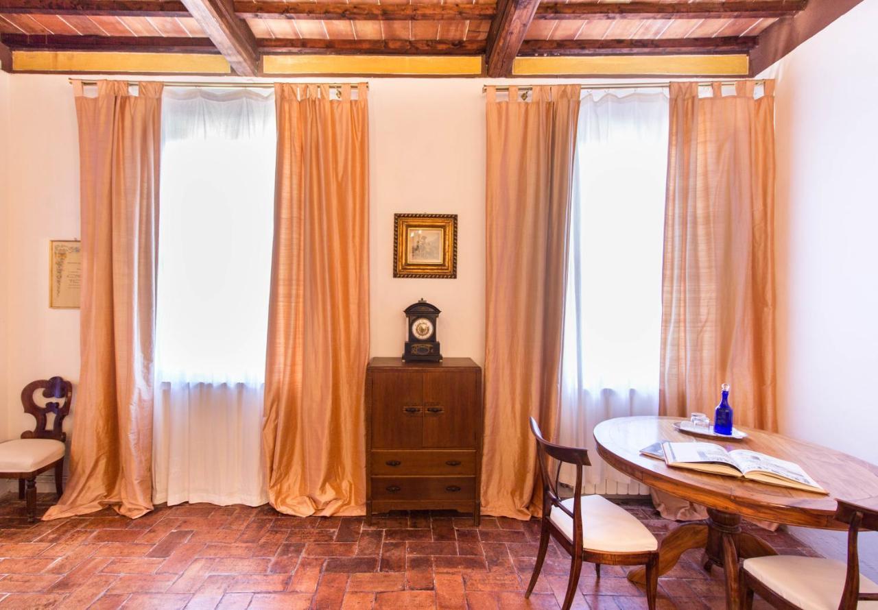Gasthaus Castello Di San Fabiano Monteroni dʼArbia Exterior foto